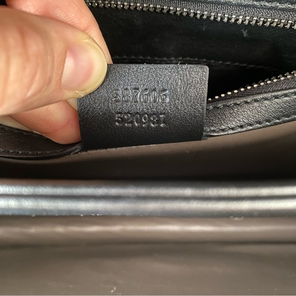 GUCCI GG Interlocking shoulder in black leather Medium size - Picture 9 of 15